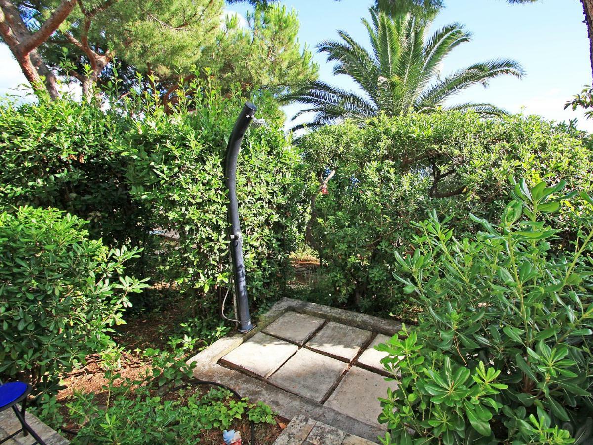 Apartment Amiela By Interhome Traù Esterno foto